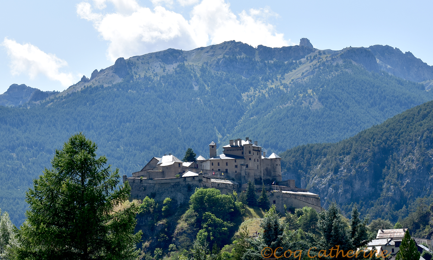 Château Queyras dans les montagnes